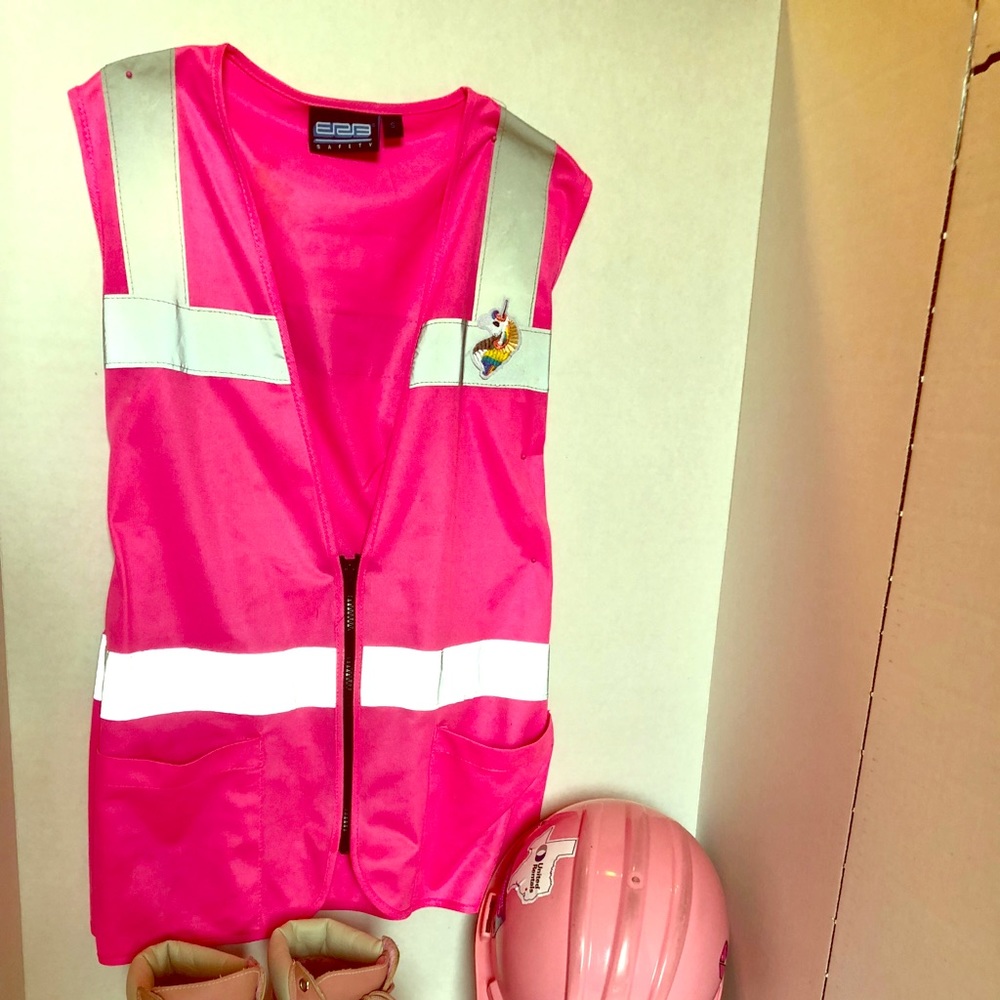 Pink Safety Vest 🦄🦄